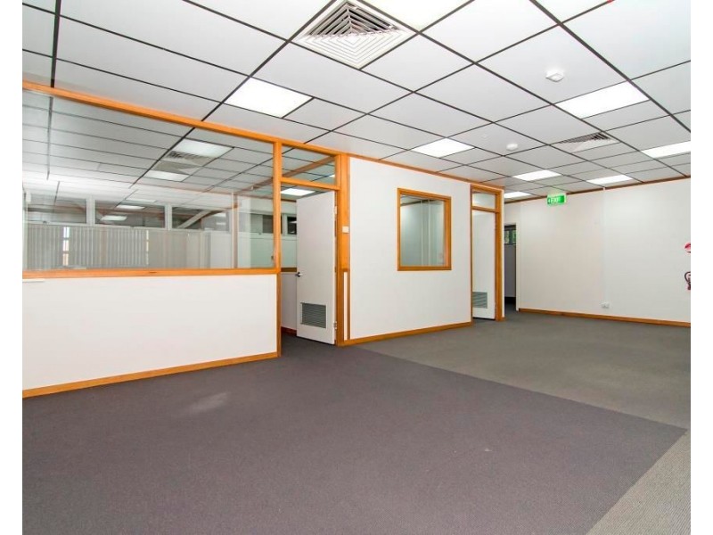 T3-T4, 218 Anzac Avenue, Toowoomba City QLD 4350