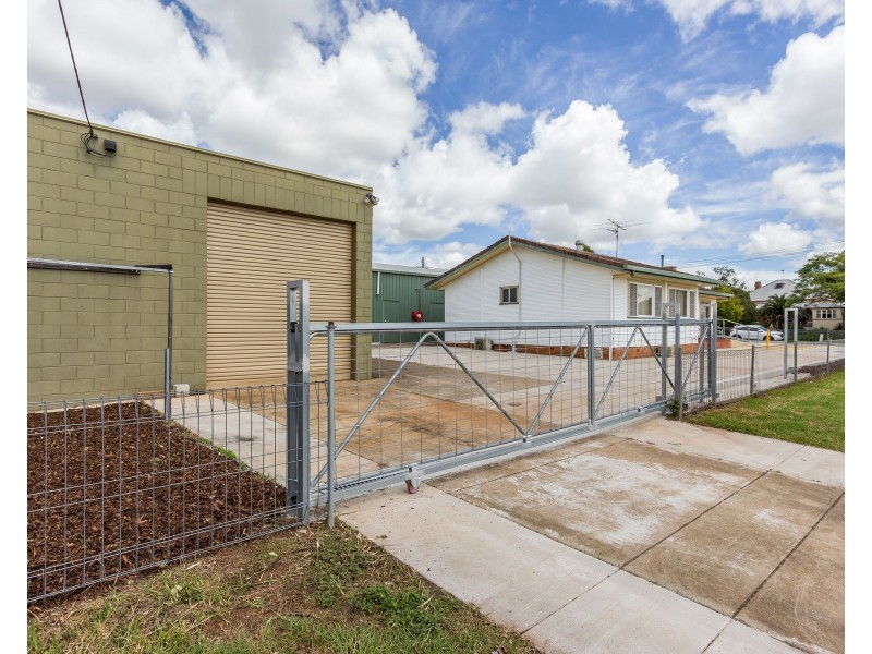 14 Makepeace Street, Toowoomba City QLD 4350