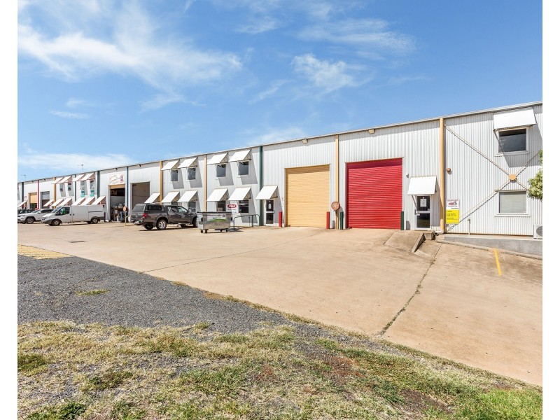 11-13 Molloy Street, Torrington QLD 4350