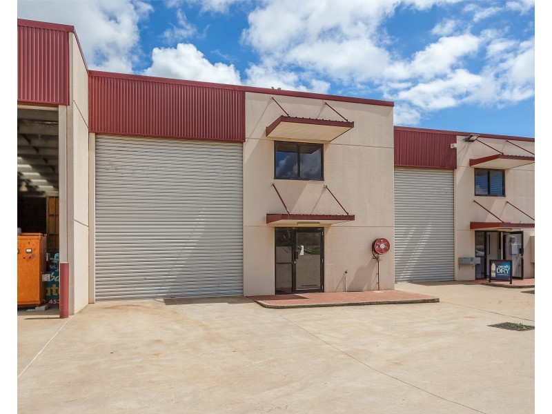 Unit 4, 14 Civil Court, Harlaxton QLD 4350