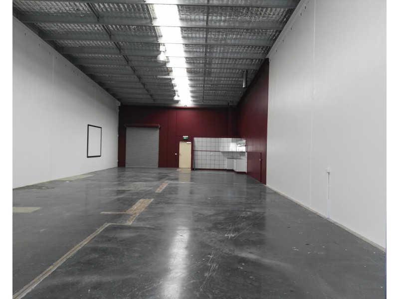 Unit 4, 14 Civil Court, Harlaxton QLD 4350