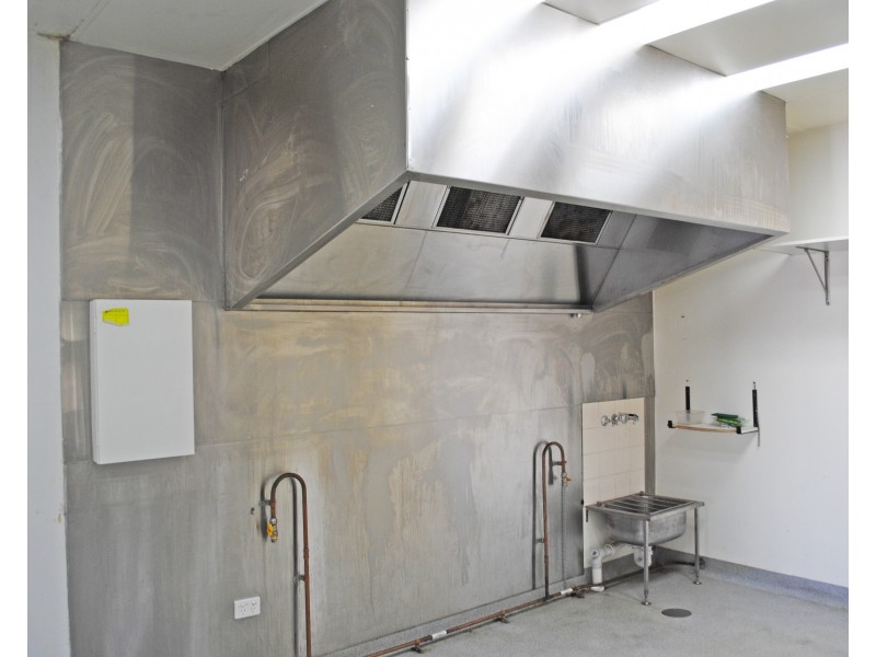 Shop M, 61-69 Drayton Road (Tower Shopping Centre), Harristown QLD 4350