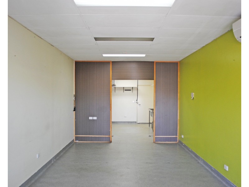 Shop M, 61-69 Drayton Road (Tower Shopping Centre), Harristown QLD 4350