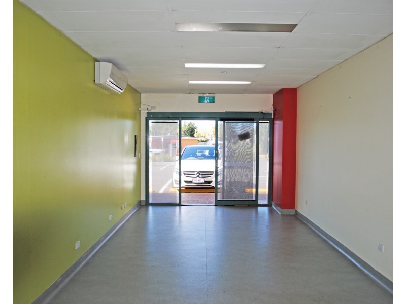 Shop M, 61-69 Drayton Road (Tower Shopping Centre), Harristown QLD 4350