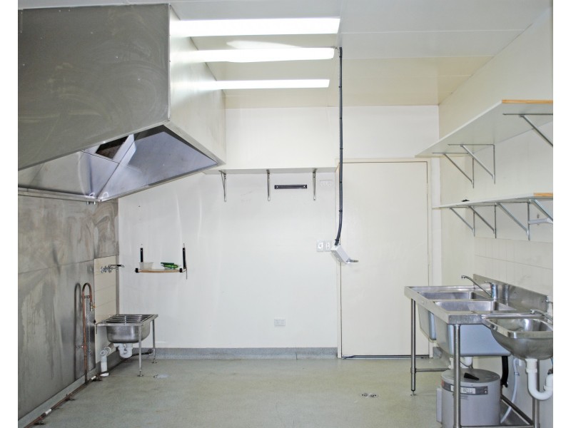 Shop M, 61-69 Drayton Road (Tower Shopping Centre), Harristown QLD 4350