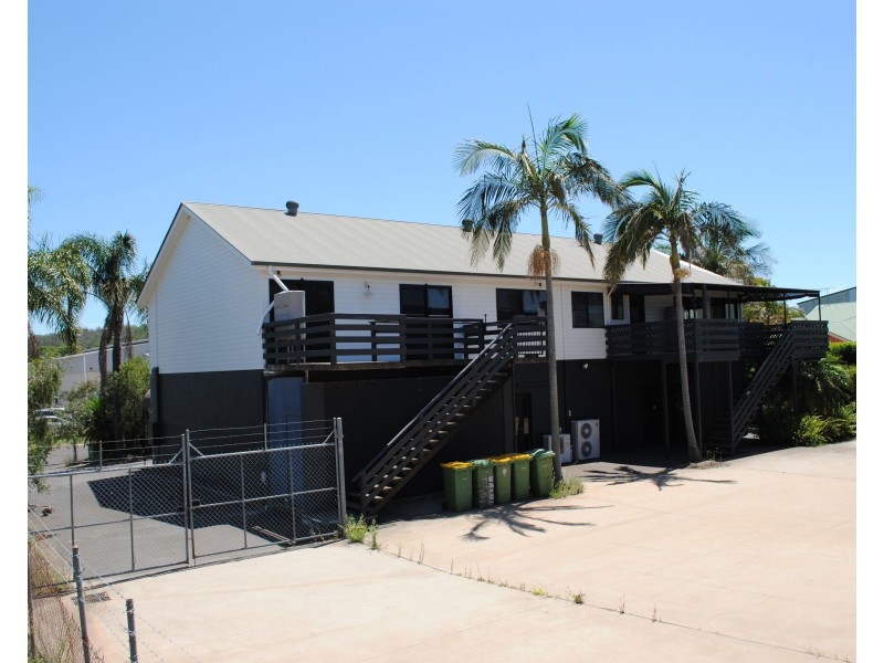 16 Freighter Avenue, Wilsonton QLD 4350