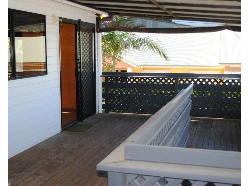 16 Freighter Avenue, Wilsonton QLD 4350