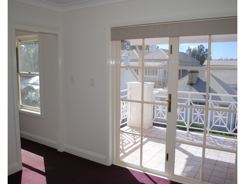 Unit 11, 120 Russell Street (25 Isabel Street), Toowoomba City QLD 4350