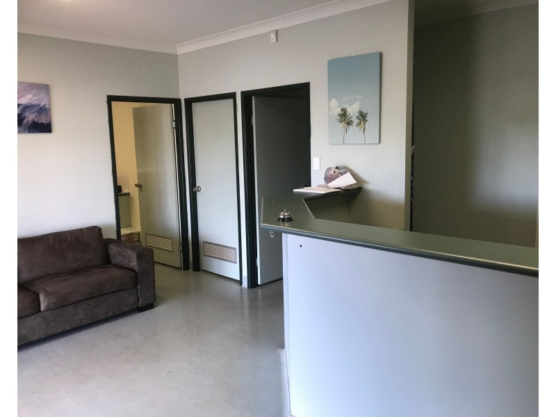 Suite 10, 2-4 Plaza Circle, Highfields QLD 4352