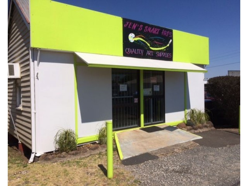 8 Dexter Street, South Toowoomba QLD 4350