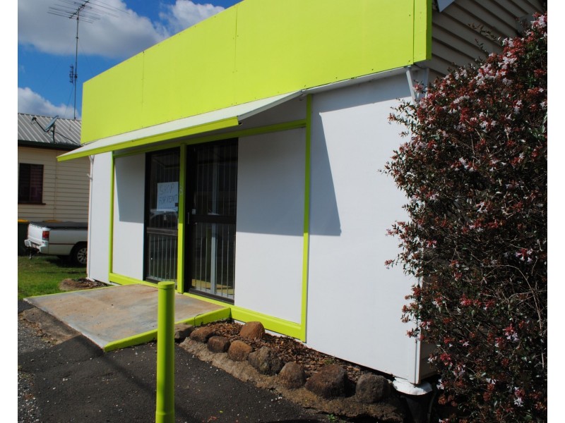 8 Dexter Street, South Toowoomba QLD 4350