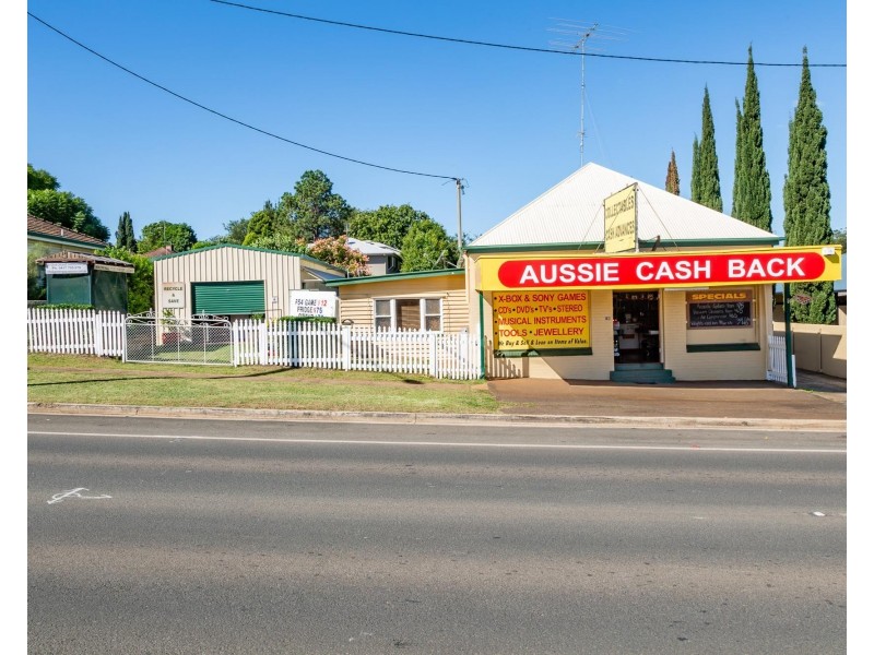 130 Ruthven Street, Harlaxton QLD 4350