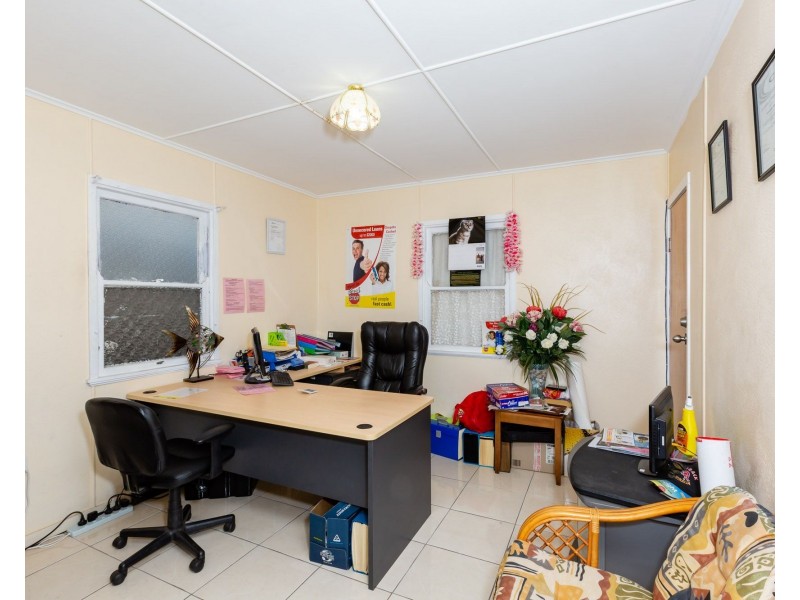 130 Ruthven Street, Harlaxton QLD 4350