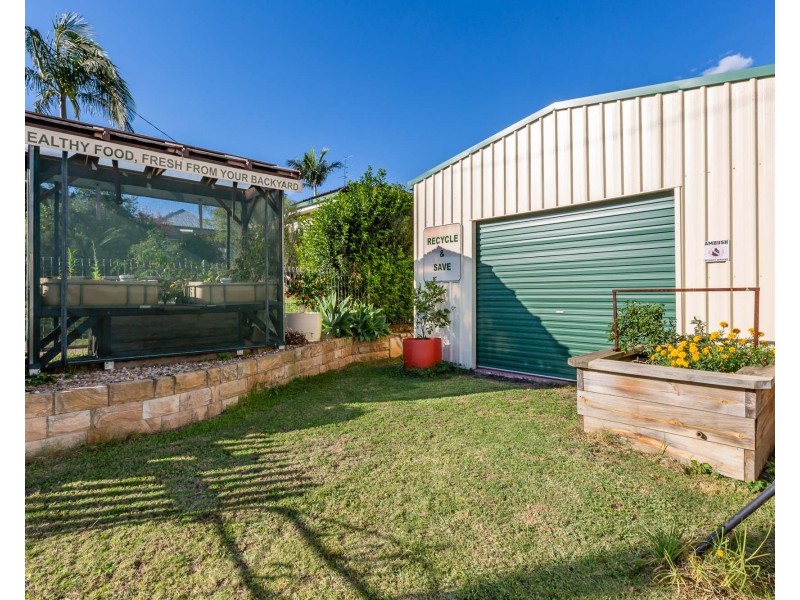 130 Ruthven Street, Harlaxton QLD 4350
