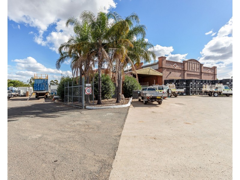 187 Bridge Street, Oakey QLD 4401