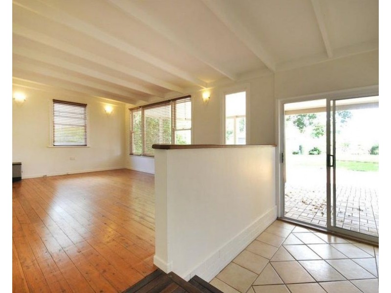 234A Herries Street, Newtown QLD 4305