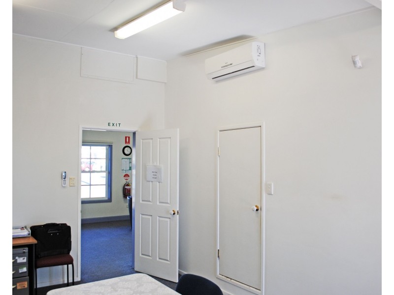 241 Bridge Street, Toowoomba City QLD 4350