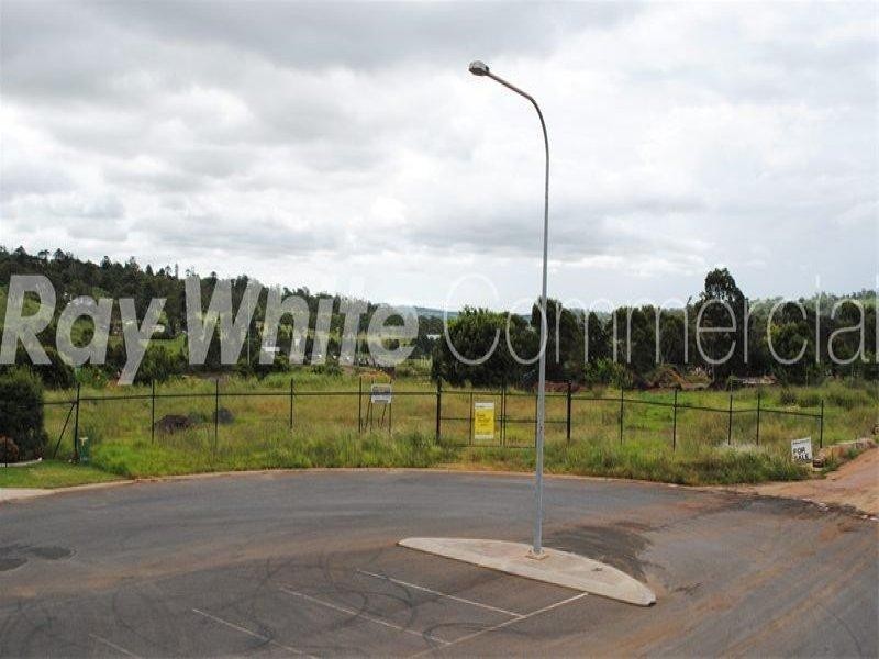 16 Civil Court, Harlaxton QLD 4350