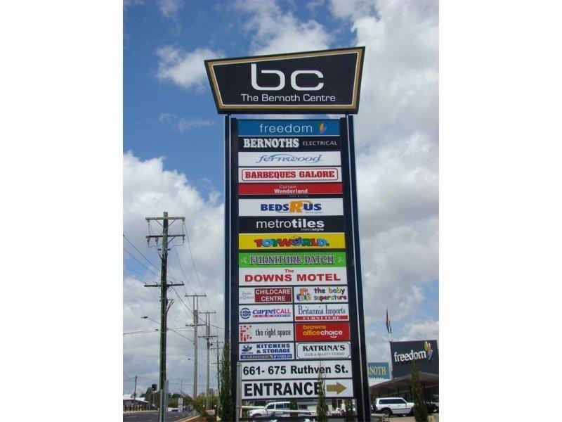 661-675 Ruthven Street, Toowoomba QLD 4350