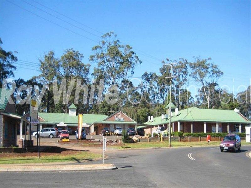 Shop 11 and 12 Plaza Circle, Highfields QLD 4352