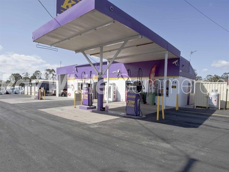 8581 Warrego Highway, Withcott QLD 4352