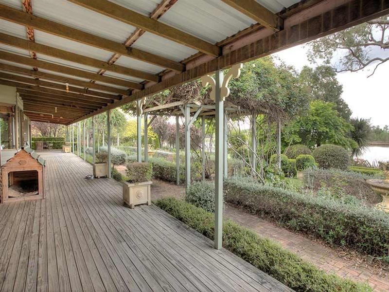 381 Townsend Road, Stanthorpe QLD 4380