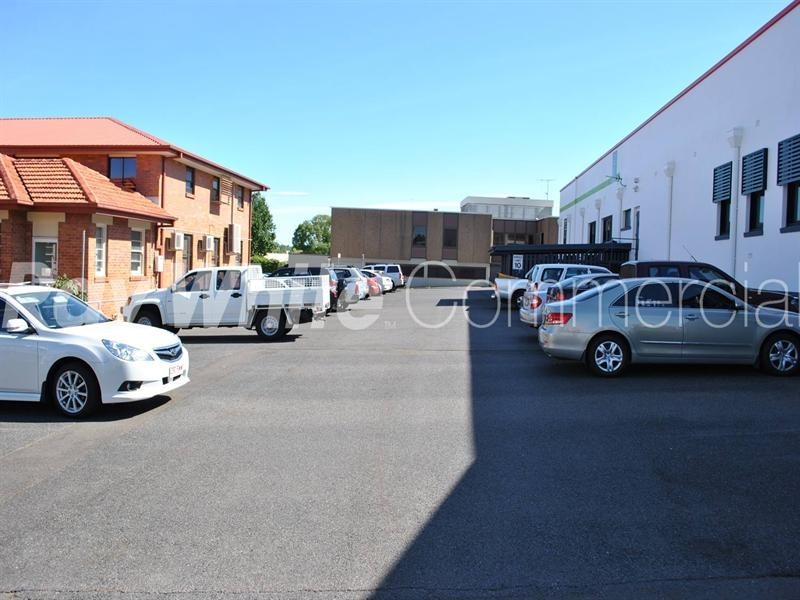 90-92 Russell Street, Toowoomba City QLD 4350