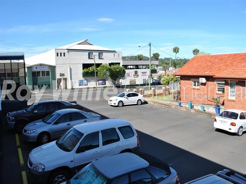 90-92 Russell Street, Toowoomba City QLD 4350