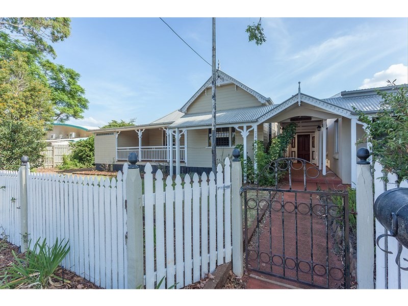 162-164 Spring Street, Middle Ridge QLD 4350