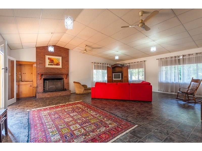 162-164 Spring Street, Middle Ridge QLD 4350