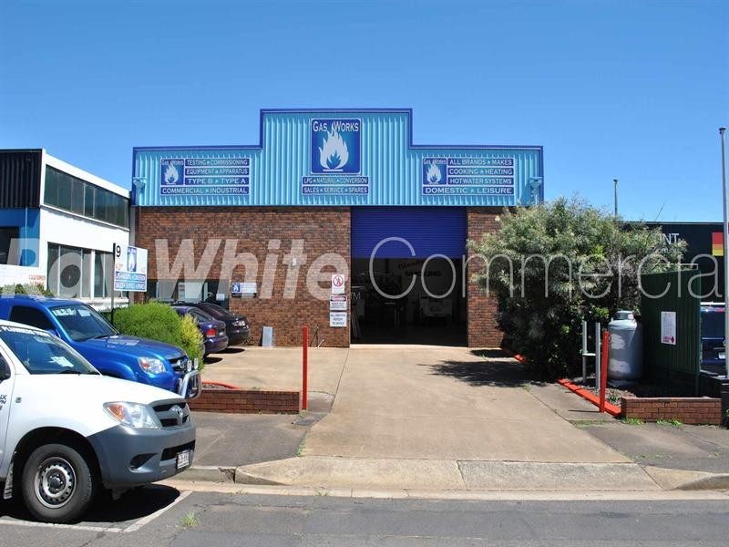 9 Wylie Street, Toowoomba City QLD 4350