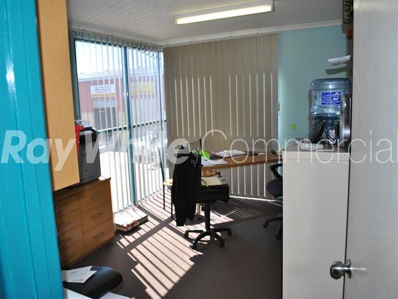 13/489-491 South Street, Harristown QLD 4350