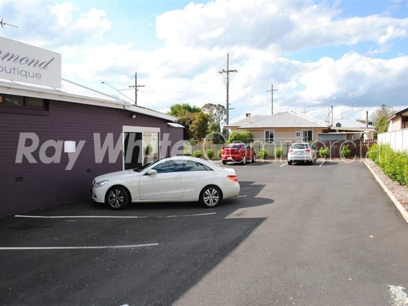 Boutique Hairdressing Salon, Toowoomba City QLD 4350