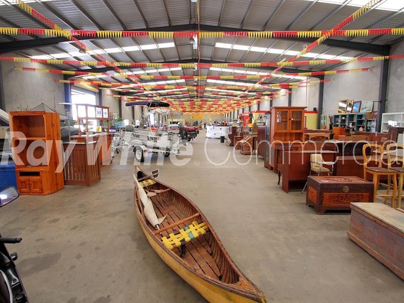 Tender Centre, The, Wilsonton QLD 4350