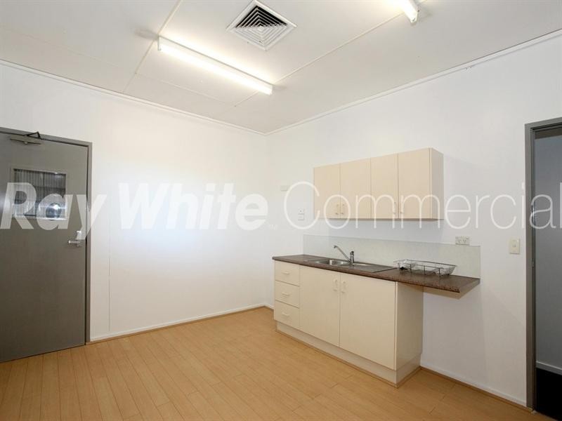 9 Mansell Street, Wilsonton QLD 4350