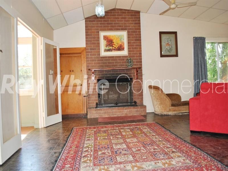 162-164 Spring Street, Middle Ridge QLD 4350