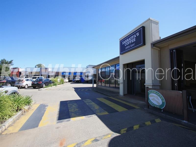 3/Cnr Anzac Avenue and James Street, Newtown QLD 4350