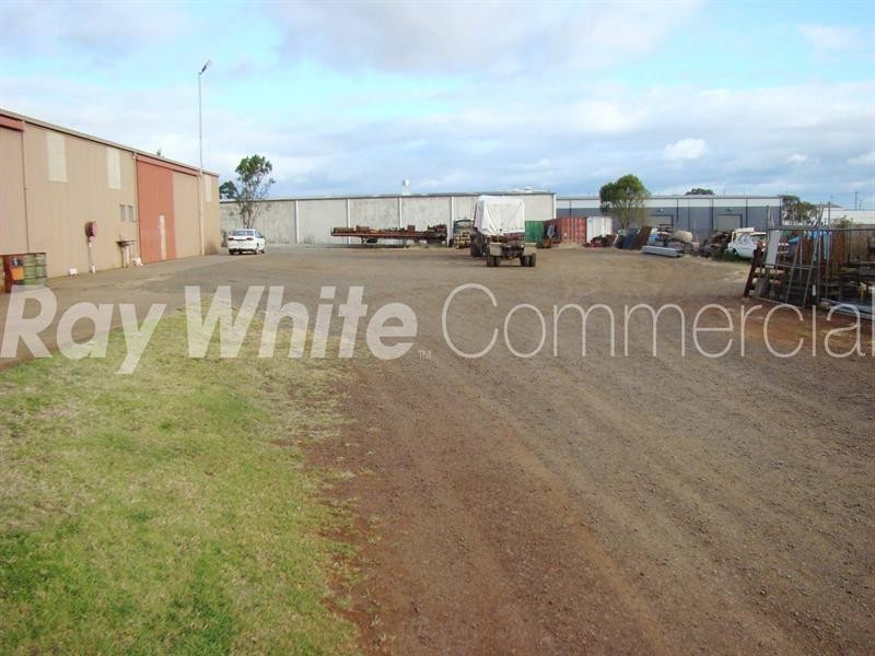 46 Industrial Avenue, Wilsonton QLD 4350