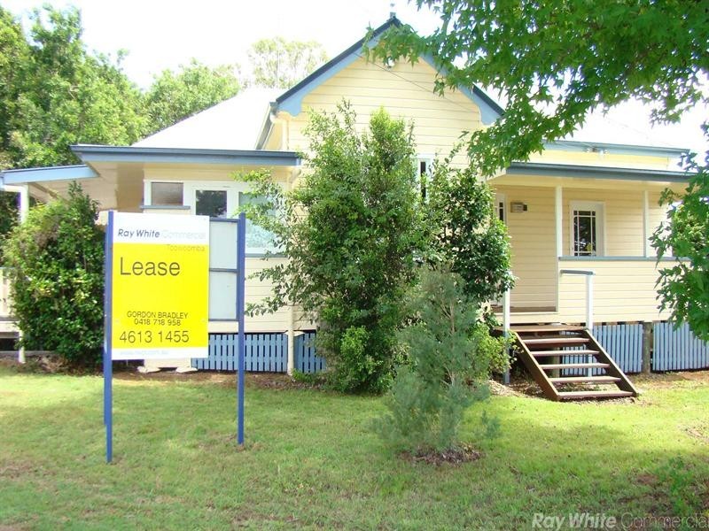 71 Hill Street, Newtown QLD 4350