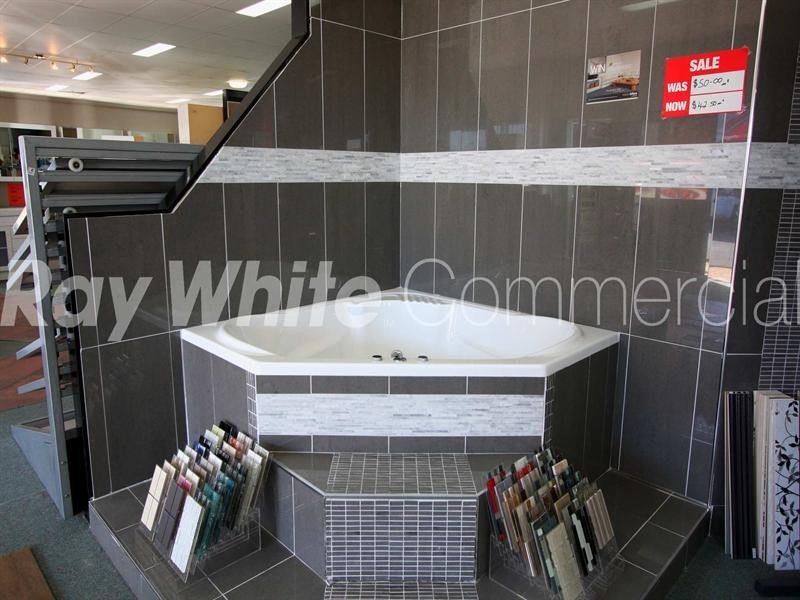 Metro Tiles and Metro Storage and Kitchens, South Toowoomba QLD 4350