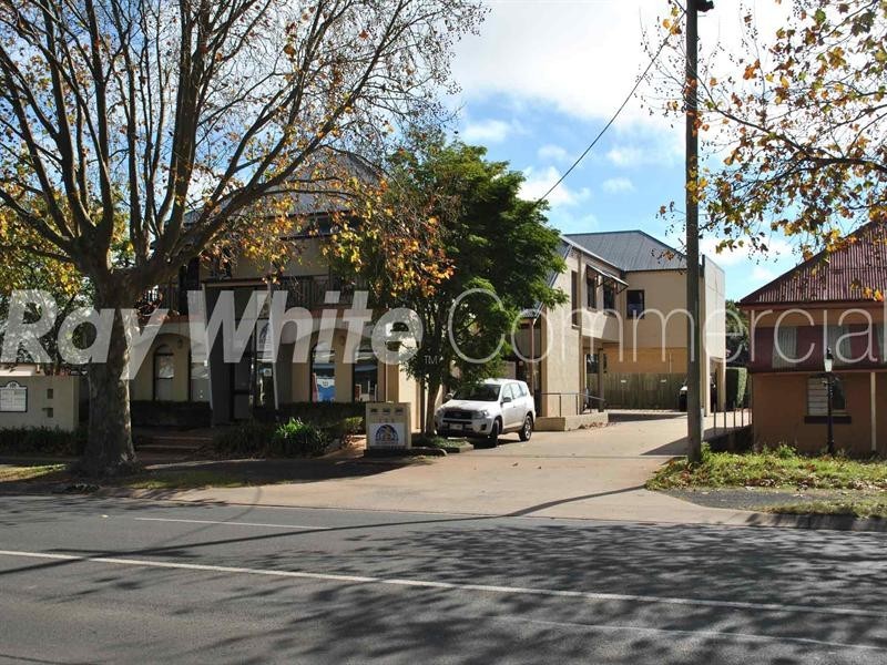 1B/109 Herries Street, East Toowoomba QLD 4350