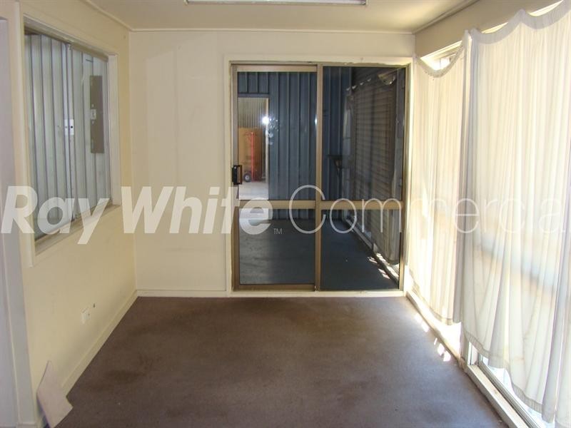 1A Dexter, South Toowoomba QLD 4350