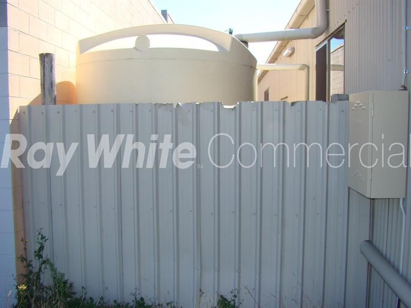 1A Dexter, South Toowoomba QLD 4350