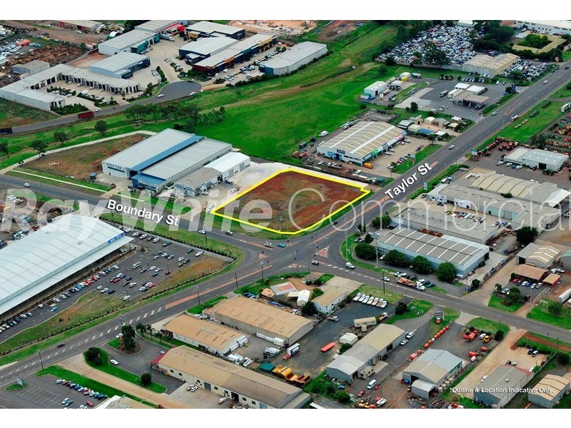 393 Taylor Street, Wilsonton QLD 4350