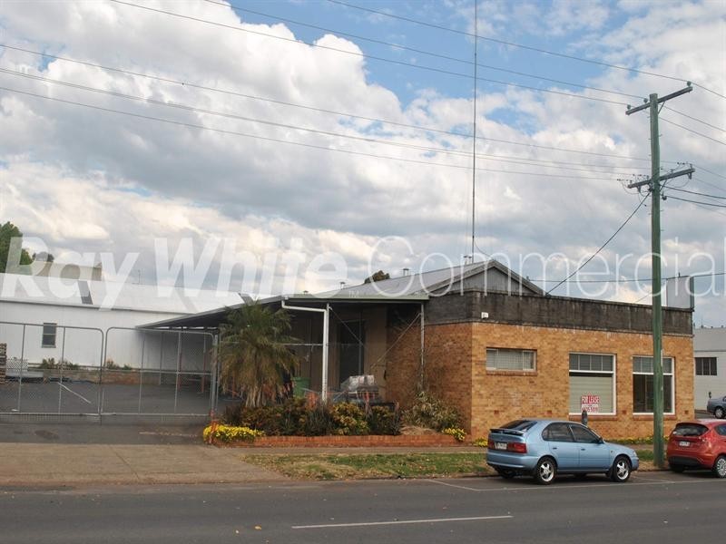2-4 Neil Street, Toowoomba City QLD 4350