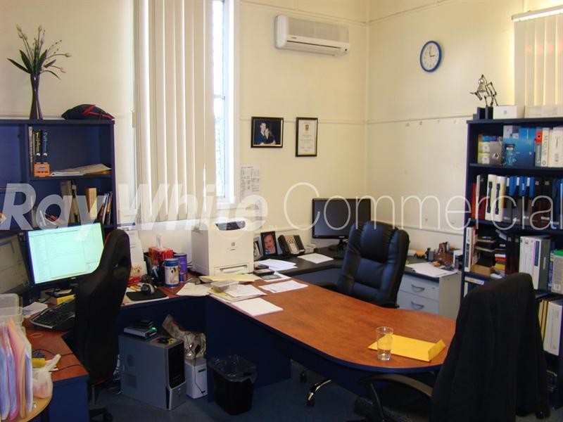 180 Ruthven Street, North Toowoomba QLD 4350