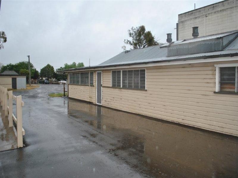 91-97 Campbell Street, Oakey QLD 4401