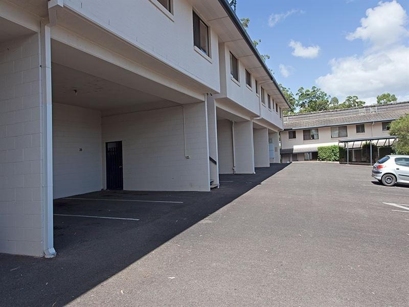 Unit 27, 2 Benjamin Street, Mount Lofty QLD 4350