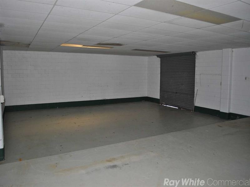 2 Stradbroke Street, Rockville QLD 4350