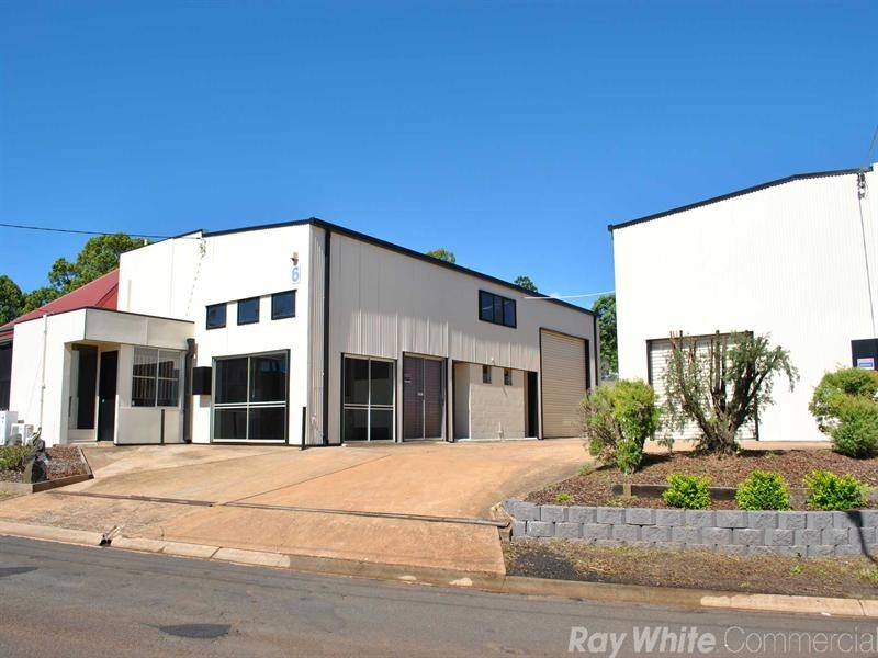 6-6A Aspect Street, North Toowoomba QLD 4350